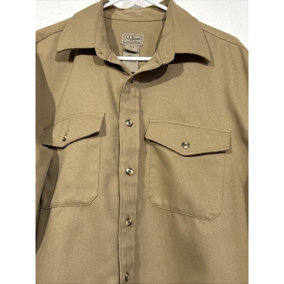 Mens LL Bean Brown Khaki Vintage Cotton Casual Button Down Top Shirt Sz Large - Picture 2 of 4